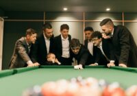 Zdjęcie do artykułu: Gra w kurczaka i dylemat więźnia – teoria gier dla biznesu